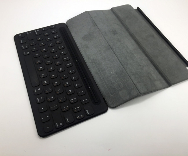 ᐈ iPad Pro Smart Keyboard MM2L2AM 4,5/5 — купити в Україні від