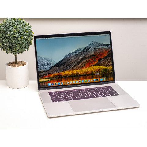 Apple MacBook Pro 15" Silver 2018 i7 2.6 / 32/512GB (Z0V300057) б/в