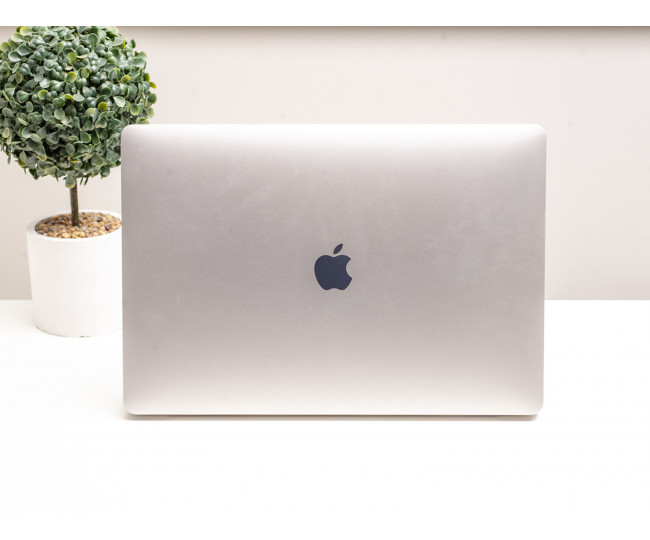 Apple MacBook Pro 15 Silver 2017 (MPTU2) б/у