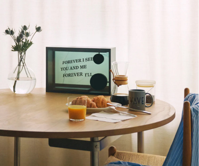 ᐈ Акустичних система яка відображає текст пісні COTODAMA Lyric Speaker ...