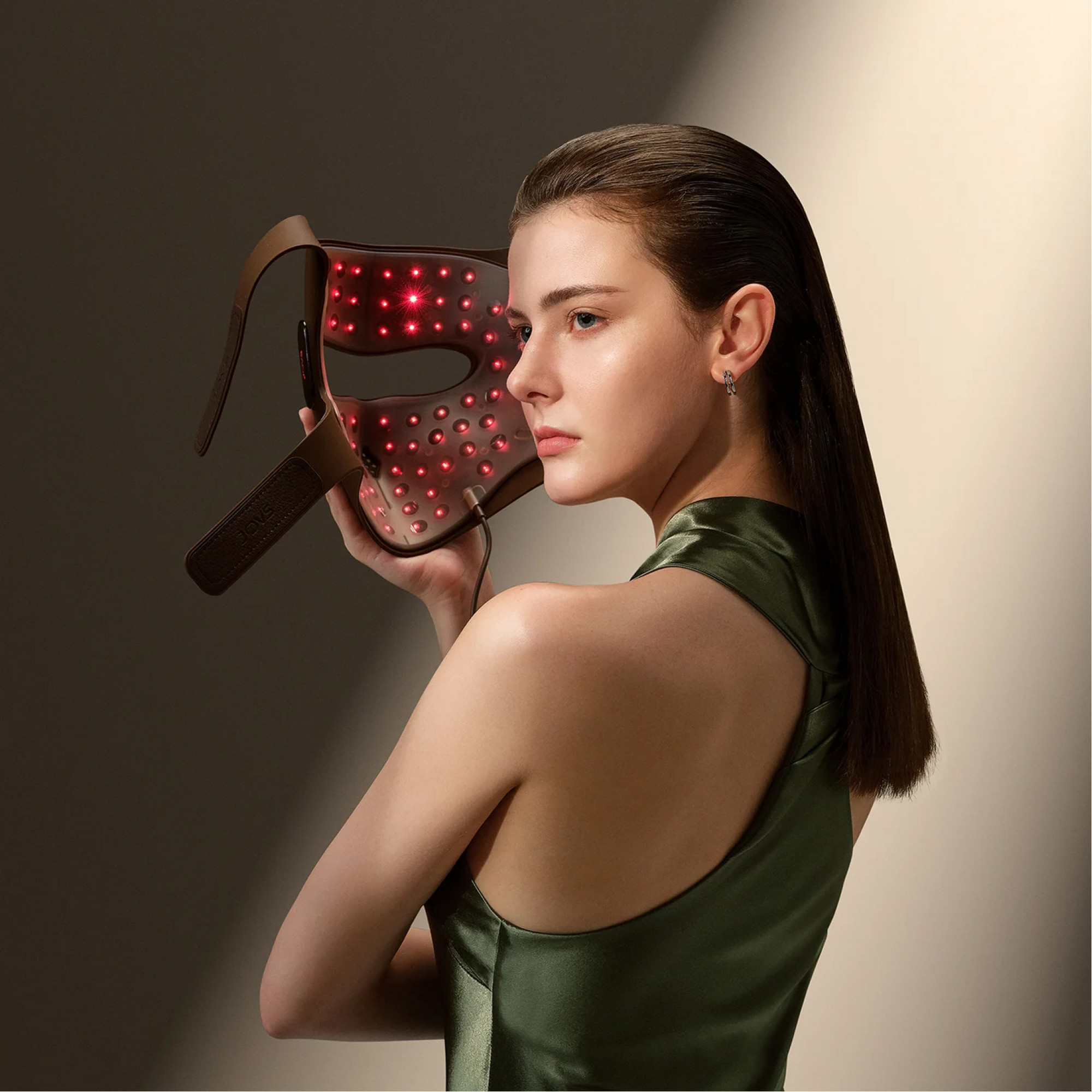 JOVS Debuts 6D Laser and EMS Mask for At-Home Anti-Aging