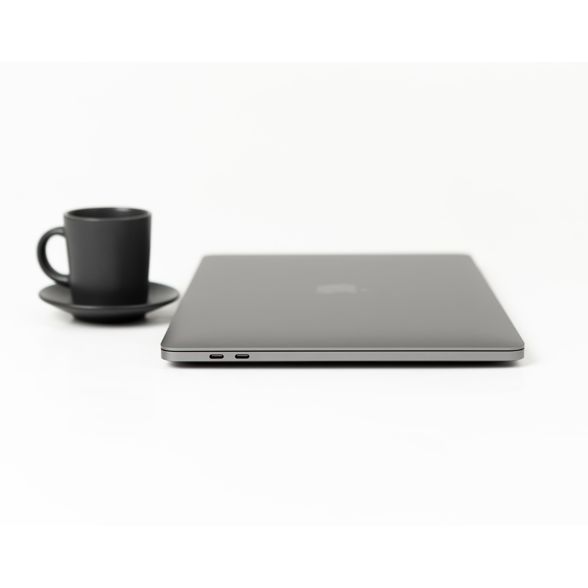 おまけ付きmacbook pro 2020年 13インチ 256GB シルバー Ноутбук Apple 