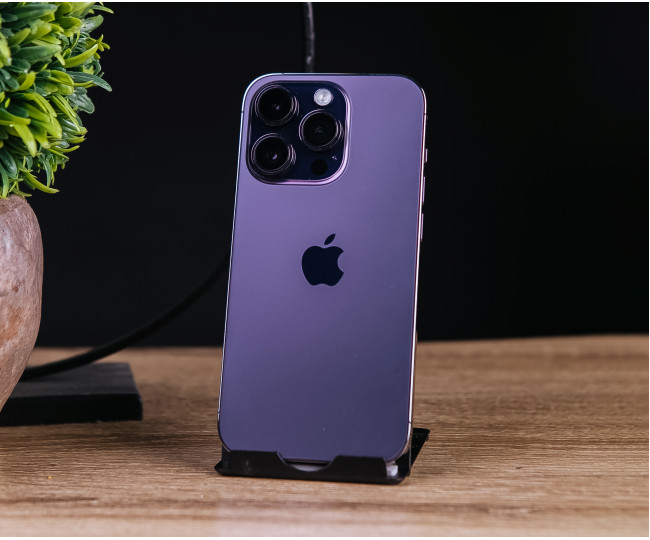 Apple iPhone 14 Pro 256GB eSIM Deep Purple (MQ1D3) б/у