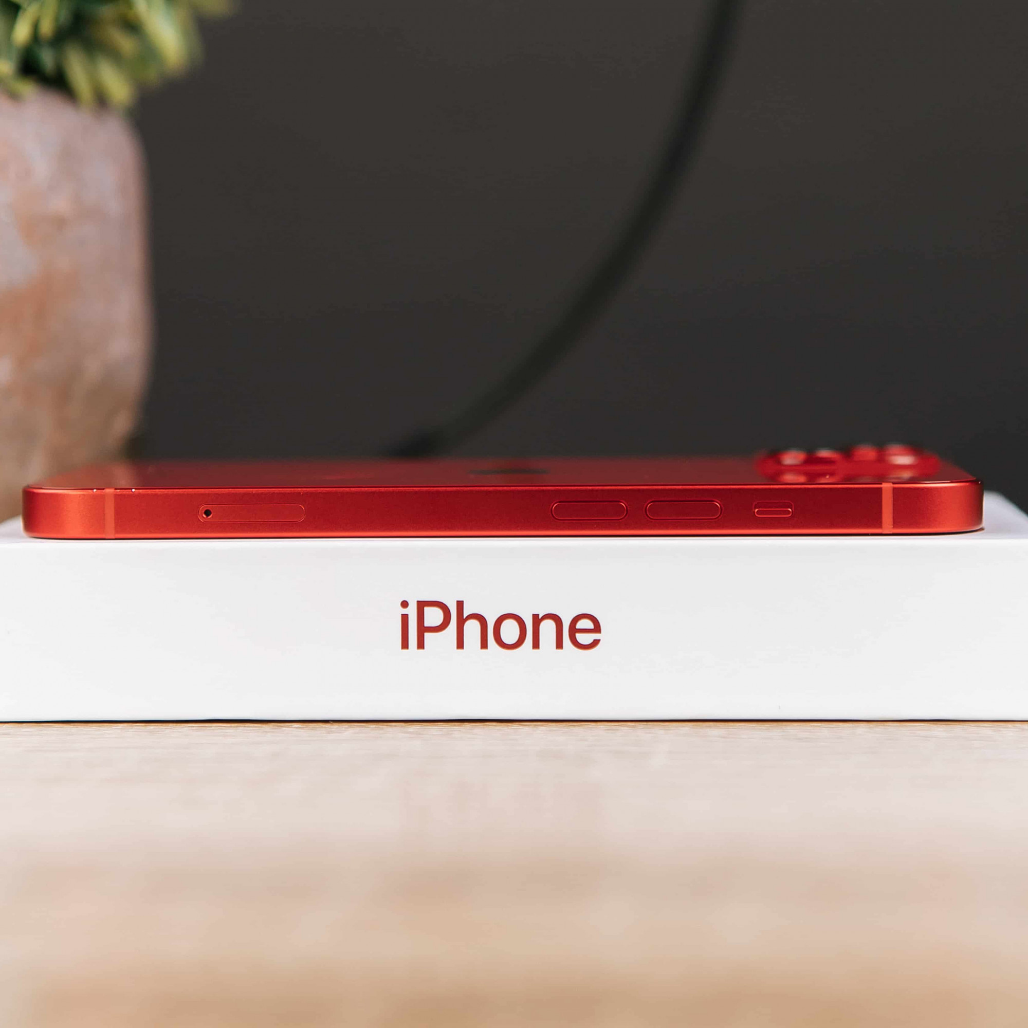 Apple iPhone 13 レッド 256GB Купить Apple iPhone 13 256GB PRODUCT 
