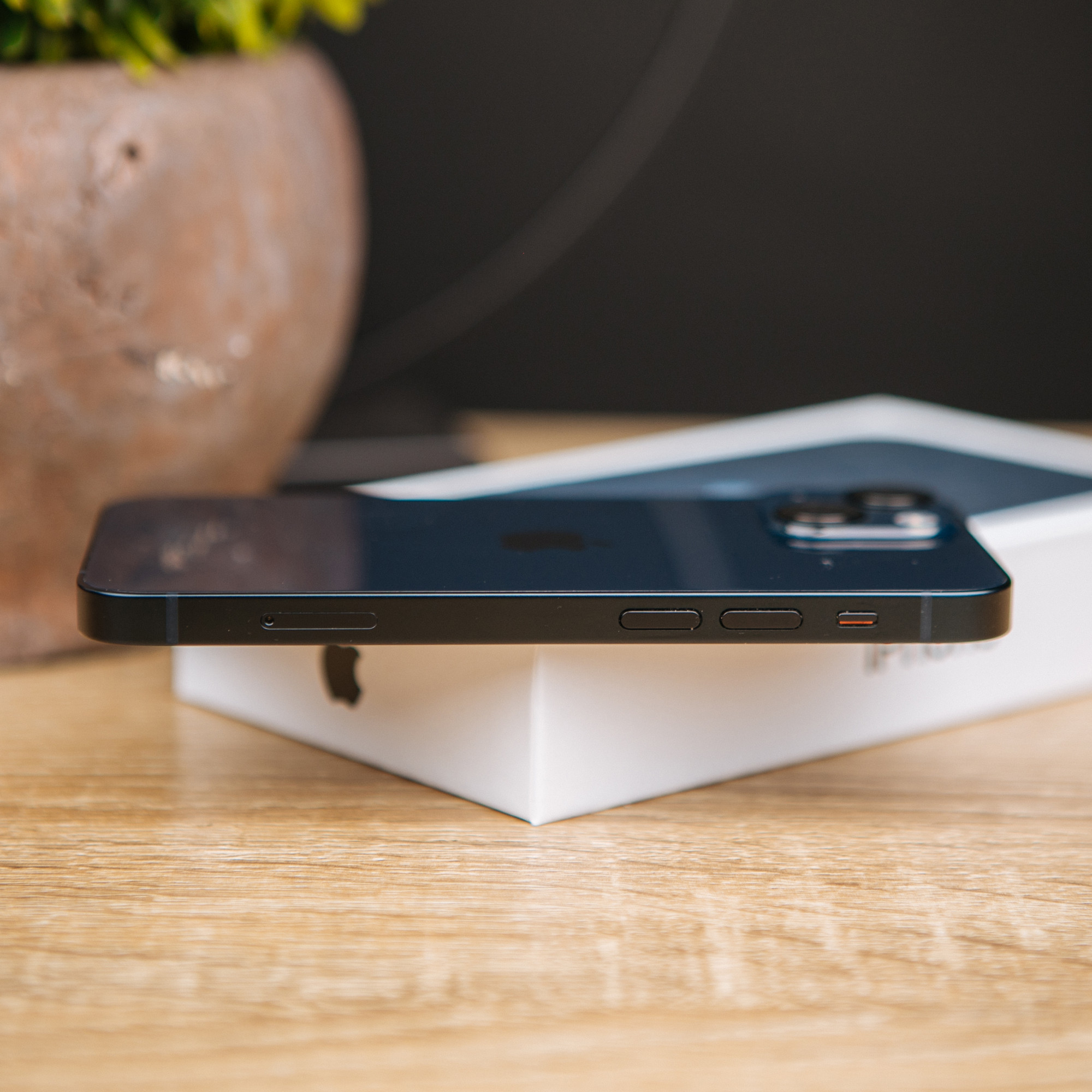 ᐈ б/у iPhone 13 mini 256GB Midnight (MLK53) — купити в Україні 