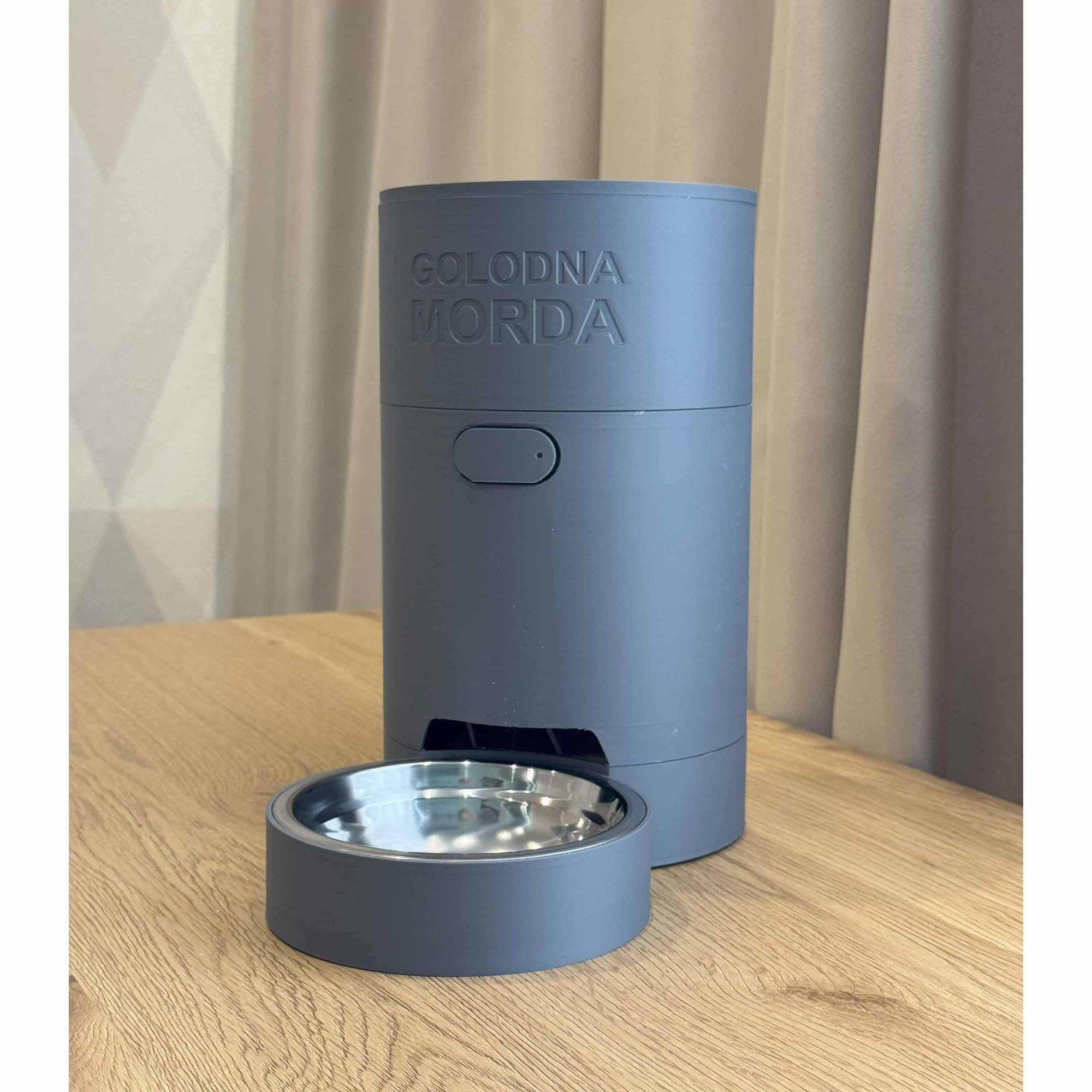 Умная кормушка для животных GolodnaMorda