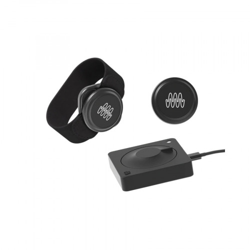 Набор носимых датчиков движения, который позволяет преобразовывать движение тела в музыку или звуковые эффекты SOMI