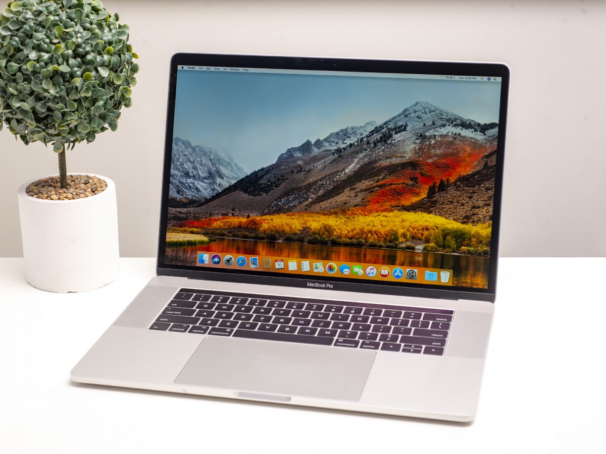 Apple MacBook Pro 15 Silver 2015 (MJLQ2) б/у