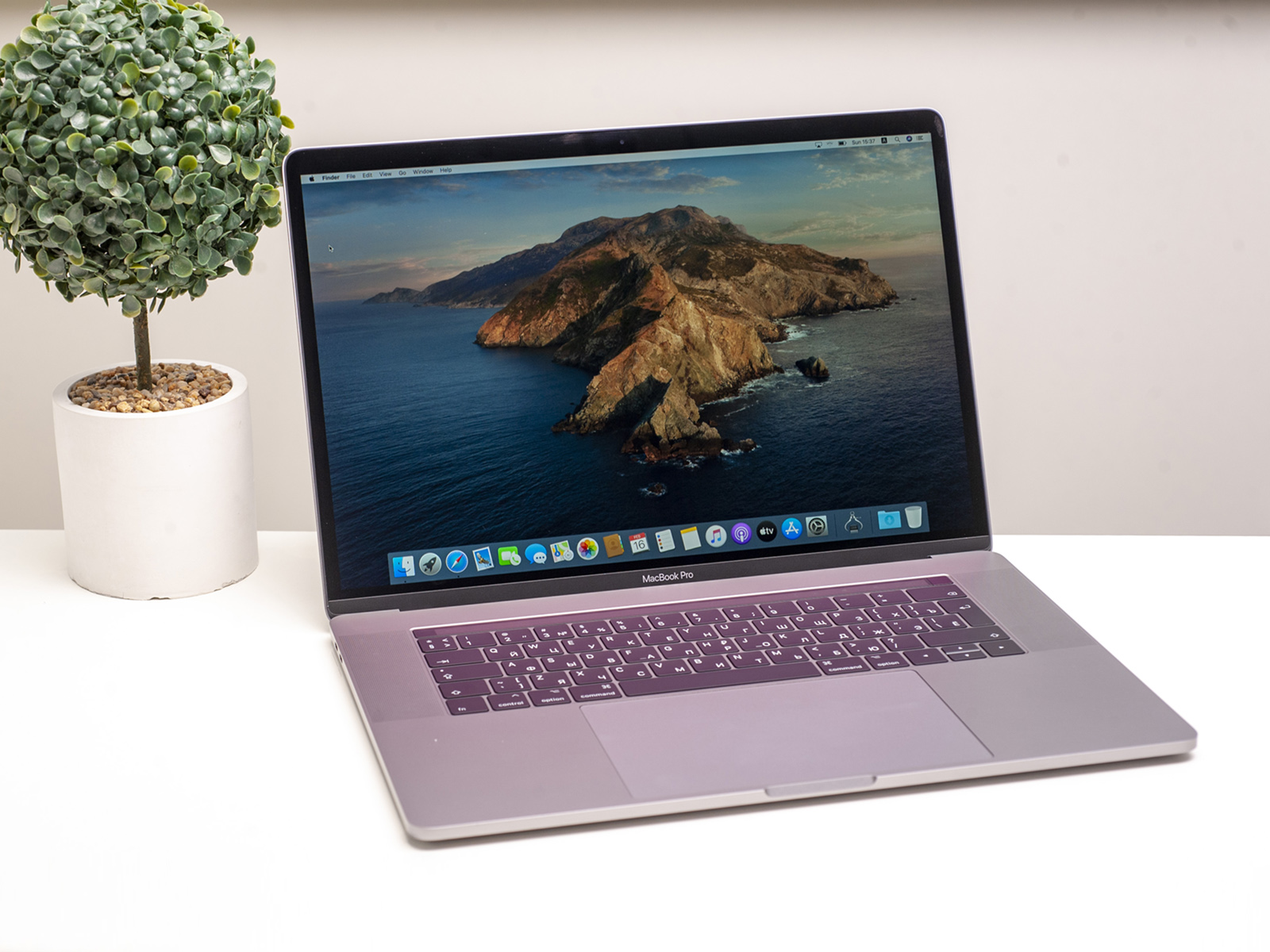  Apple MacBook Pro 15 Space Gray 2018 (MR932) б/у