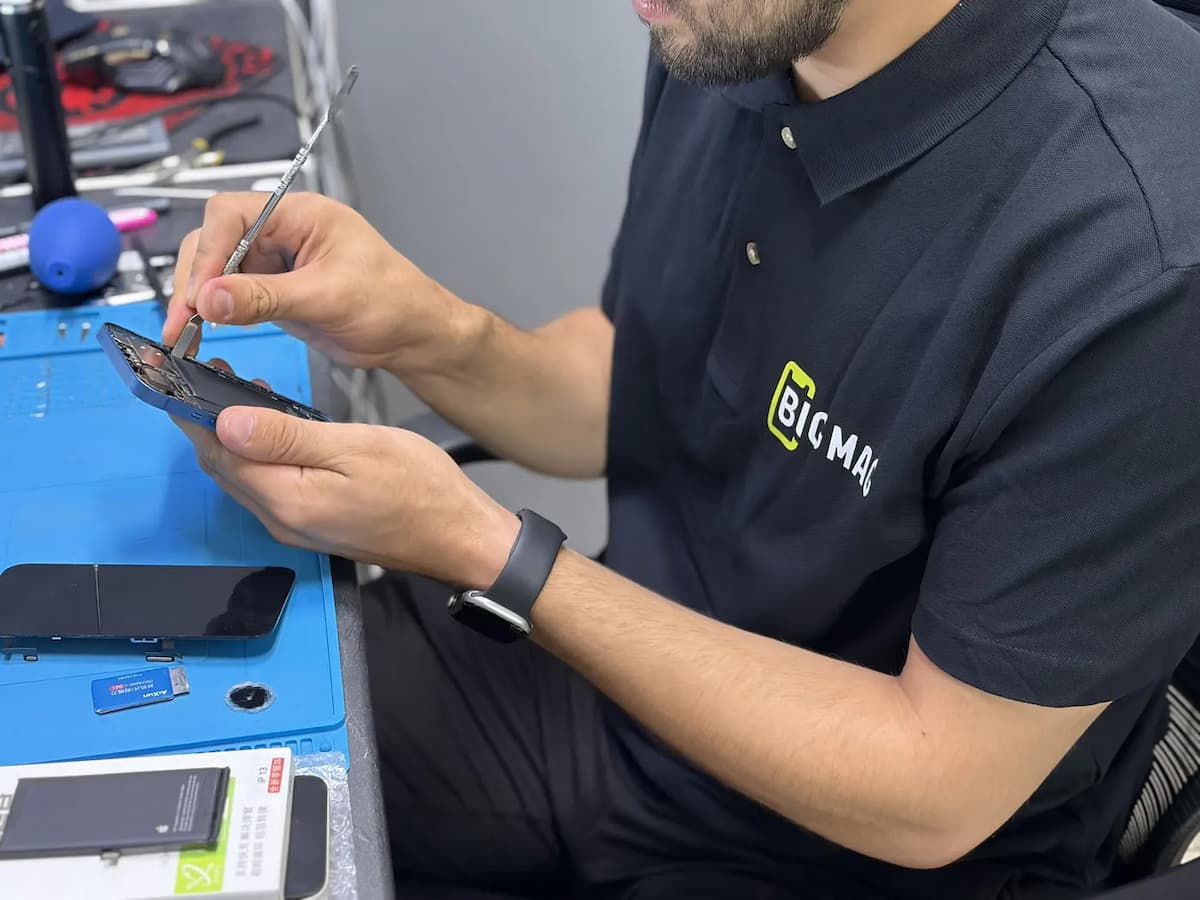 Заміна акумулятора iPhone в сервісному центрі BigMag