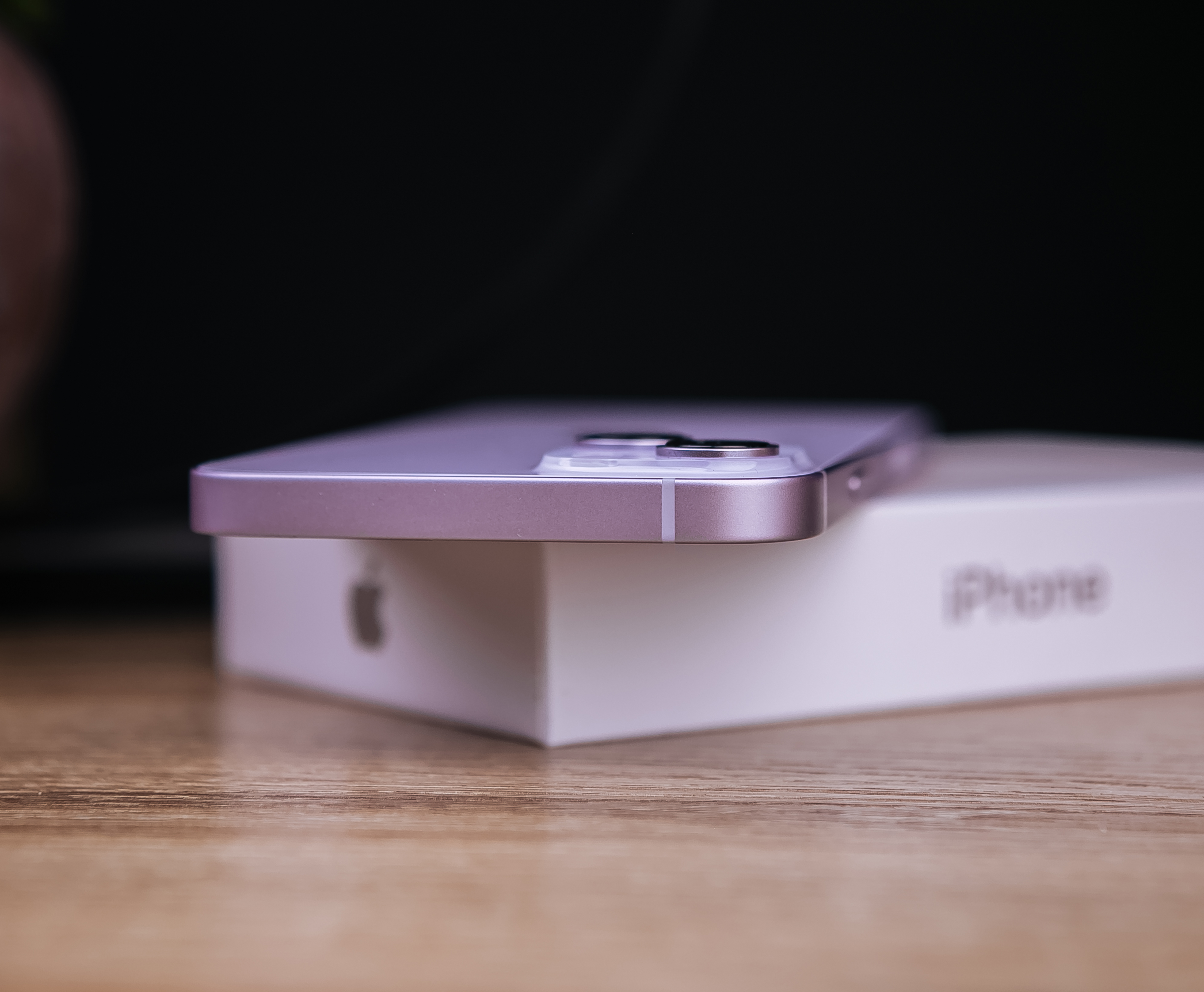 Apple iPhone 14 256GB Purple (MPWA3) б/у