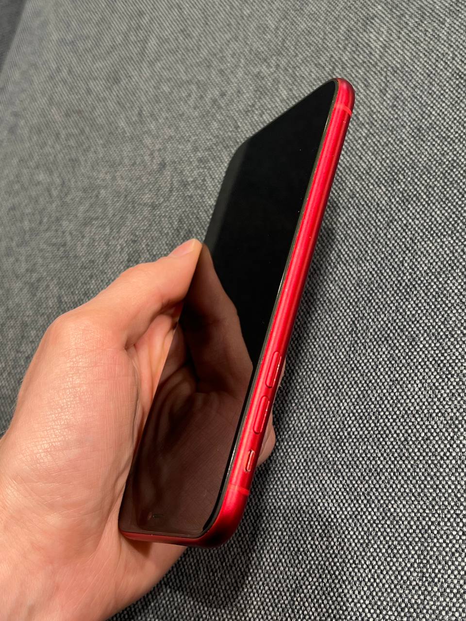 iPhone 11 Red на 64gb