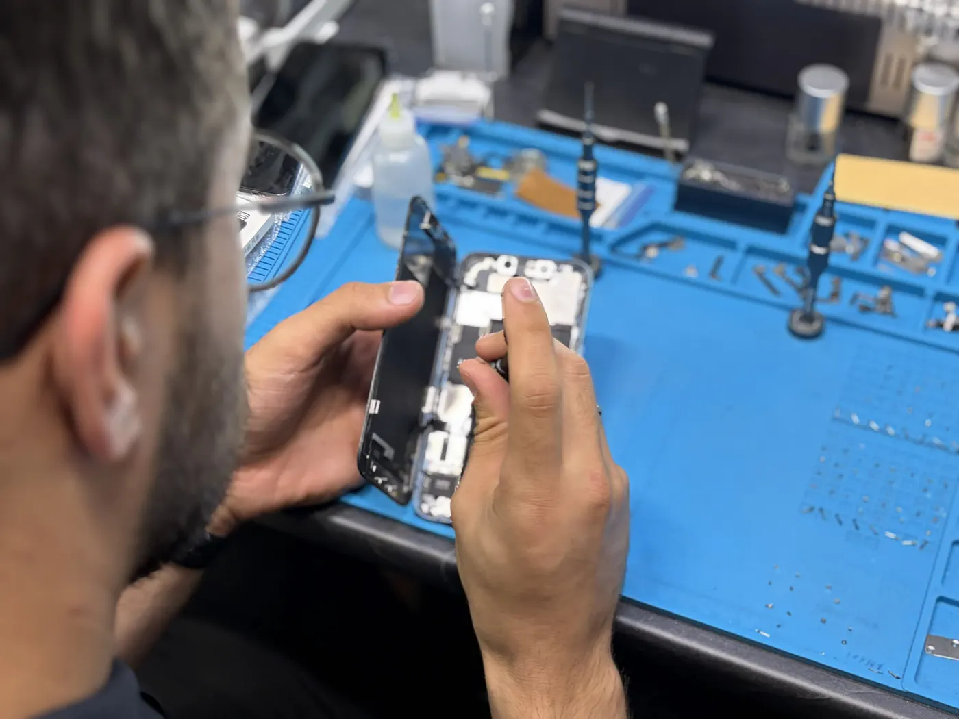 Діагностика iPhone 16e у сервісному центрі BigMag