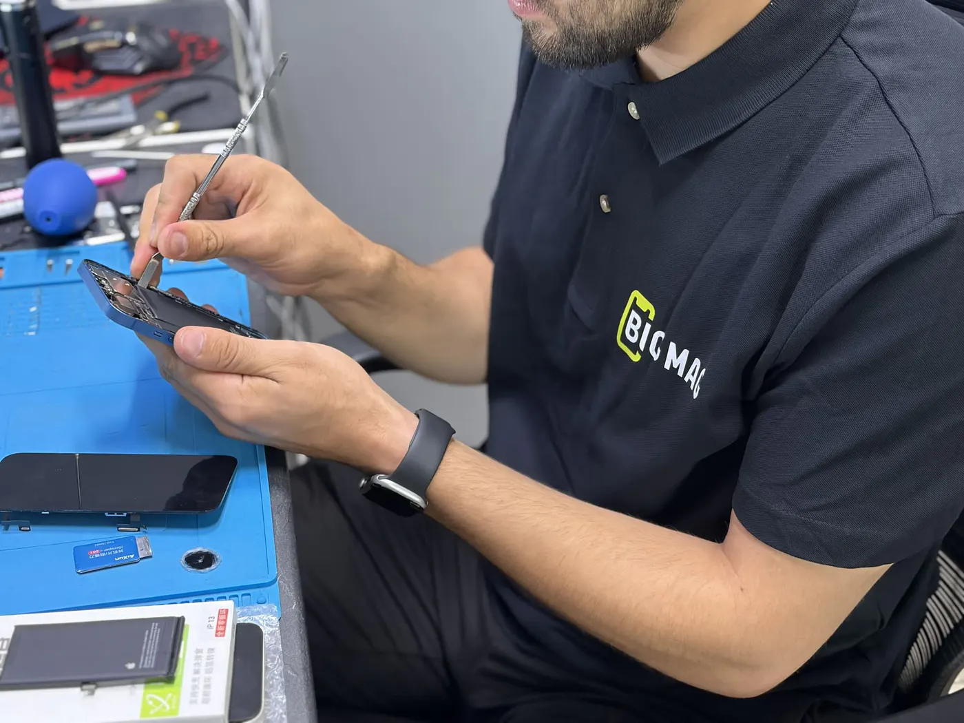 Ремонт iPhone у сервісному центрі BigMag у Києві